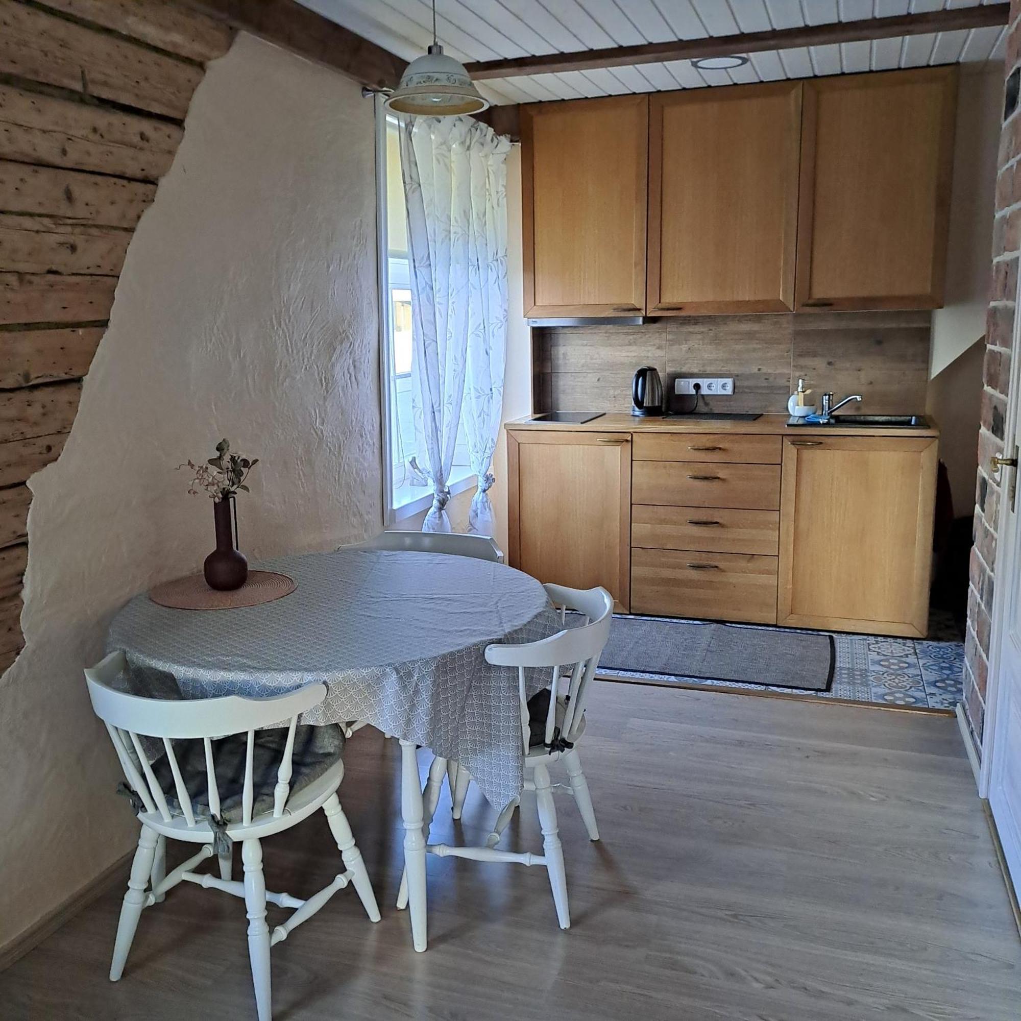 Tagalahe Apartment Hapsal Exteriör bild